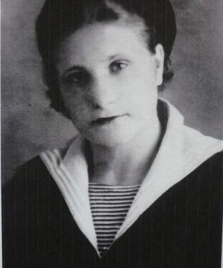 Дмецова Александра Ивановна