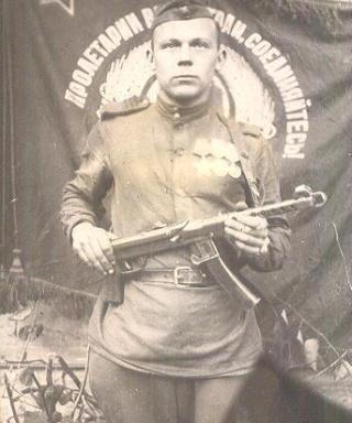Глухов Николай Дмитриевич