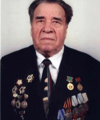 Петров Александр Артемьевич