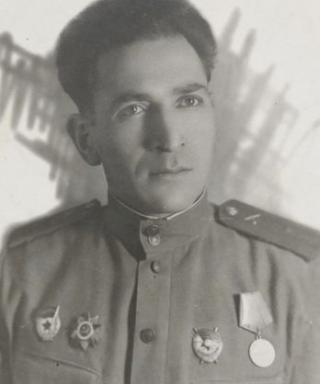 Дауев Афанасий Давидович