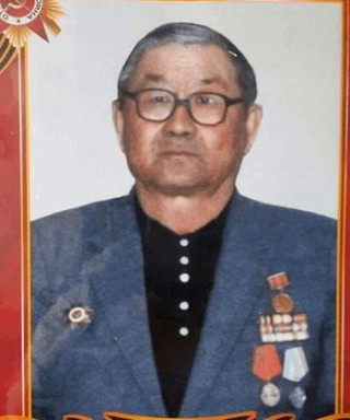 Данзанов Добдон Байнганович