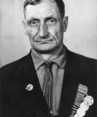 Ларев Аркадий Георгиевич