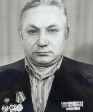 Леонов Александр Васильевич
