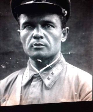 КАЛМЫКОВ ЕЛИЗАР МЕФОДЬЕВИЧ