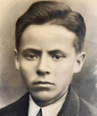 Титов Дмитрий Антонович