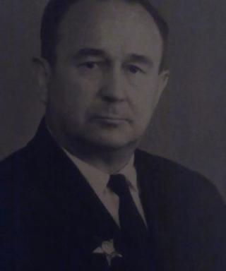 Леонов Николай Васильевич