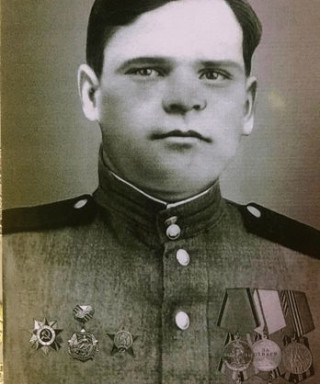 Голоснов Иван Иванович