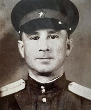Капустин Леонид Петрович