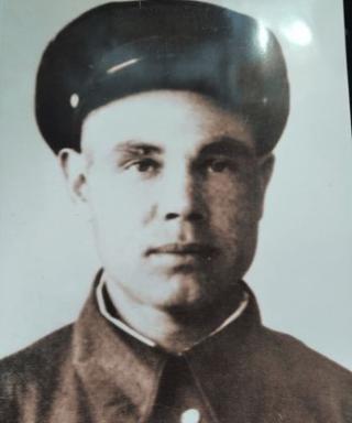 Калачиков Петр Иванович