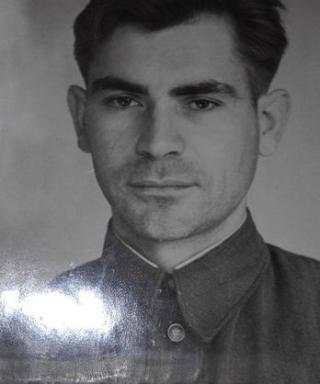 Сенкевич Леонид