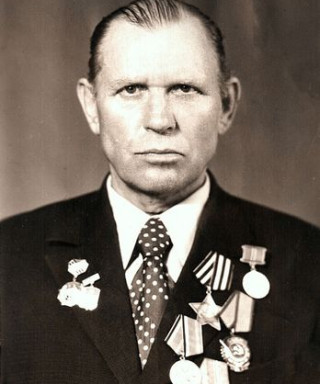 Гавриков Василий Емельянович