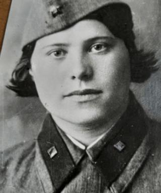 Четверухина (Мартынова) Александра Ивановна
