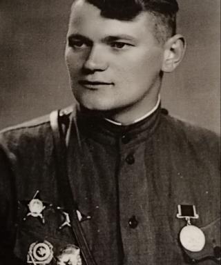 Окунев Евгений Сергеевич