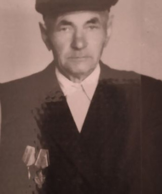 Яхниенко Леонтий Степанович