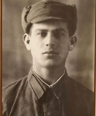 Сафарян Артём Минасович