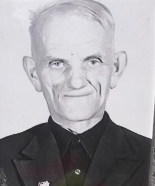 Лебедь Илья Власович