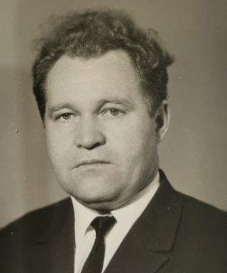 Гусаров Иван Матвеевич