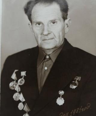 Власов Артемий Николаевич
