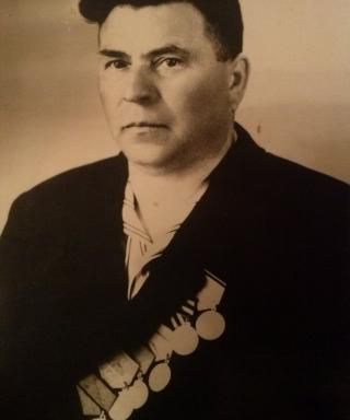 Литвиненко Леонид Демидович