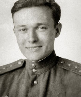 Лавров Петр Георгиевич