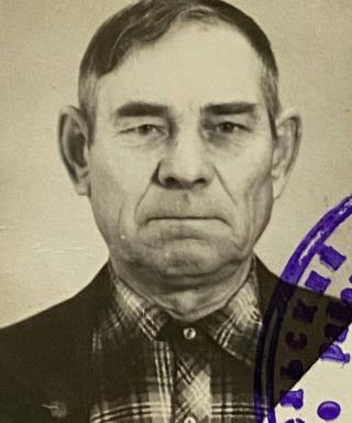 Колмыков Иван Матвеевич
