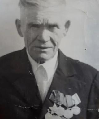 Алмаев Петр Тимофеевич
