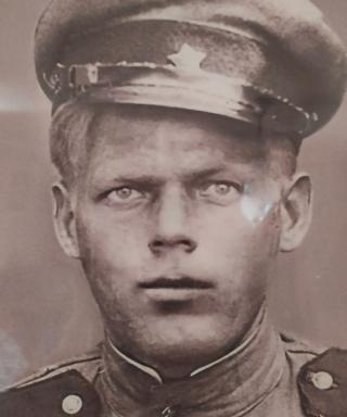 Леонов Николай Александрович