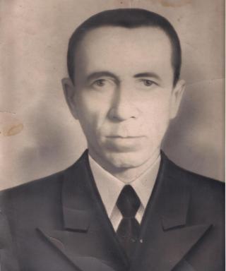 Толстов Ефрем Петрович