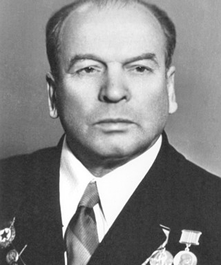 Колесов Леонид Николаевич