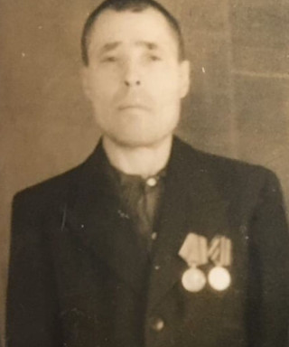 Муксинов Максум