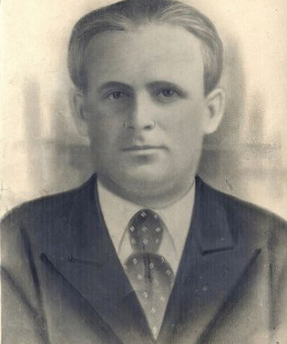 Попов Василий Тихонович