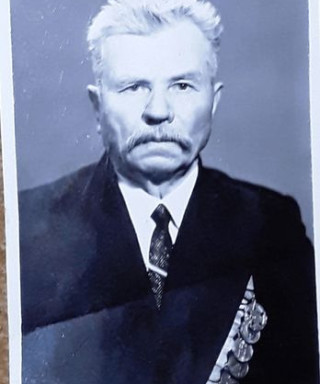 Павлущенко Василий Матвеевич