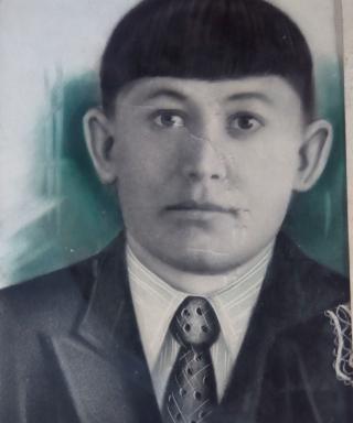 Ежуров Антон Антонович