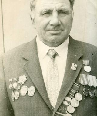 Тенищев Валентин Яковлевич