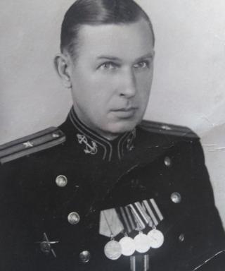 Комаров Дмитрий Данилович
