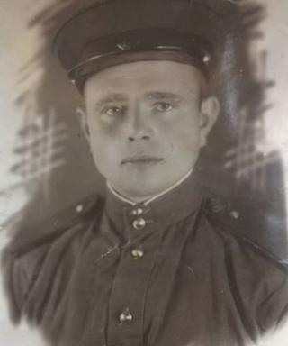 Леонов Александр Васильевич