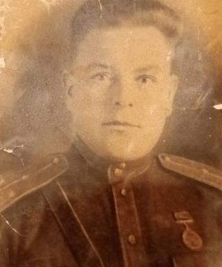 Тезенин Иван Александрович