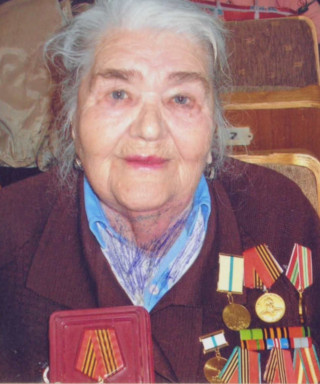 Маевская (Братчикова) Антонина Григорьевна