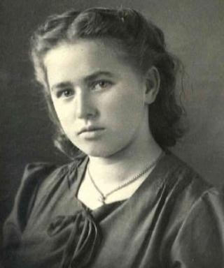 Ермолаева(Бондаренко) Алла Николаевна