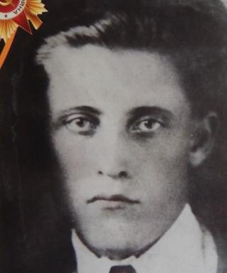 Ларионов Алексей Архипович