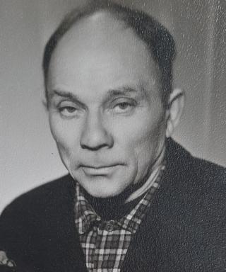 Петров Иван Петрович