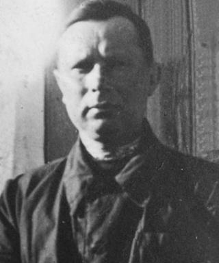 Комиссар Василий Петрович