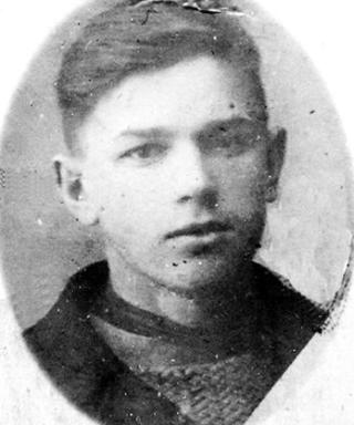 Слесарев Лев Васильевич