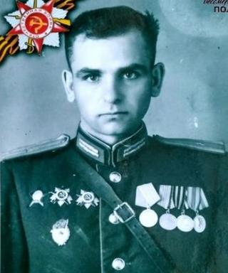 Власов Дмитрий Леонтьевич