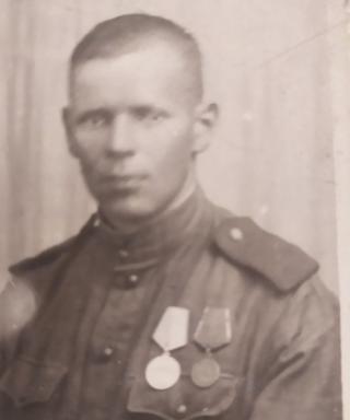 Леонов Сергей Сергеевич