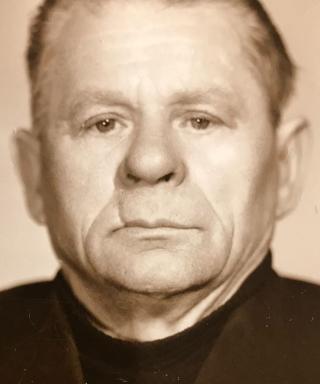 Веснов Алексей Аверьянович