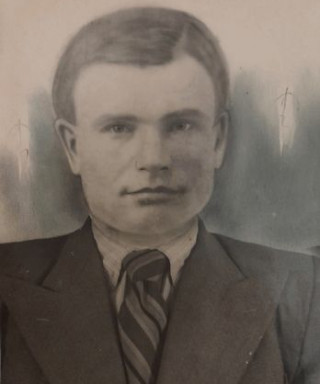 Попов Иван Тихонович