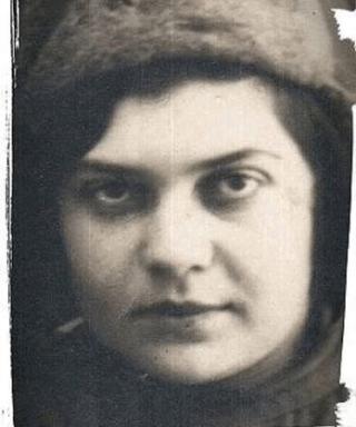 Власова Серафима Яковлевна