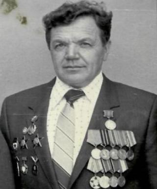 Петров Иван Иванович