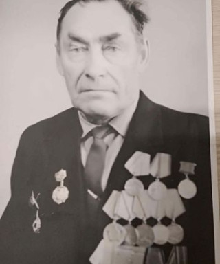 Максин Александр Петрович